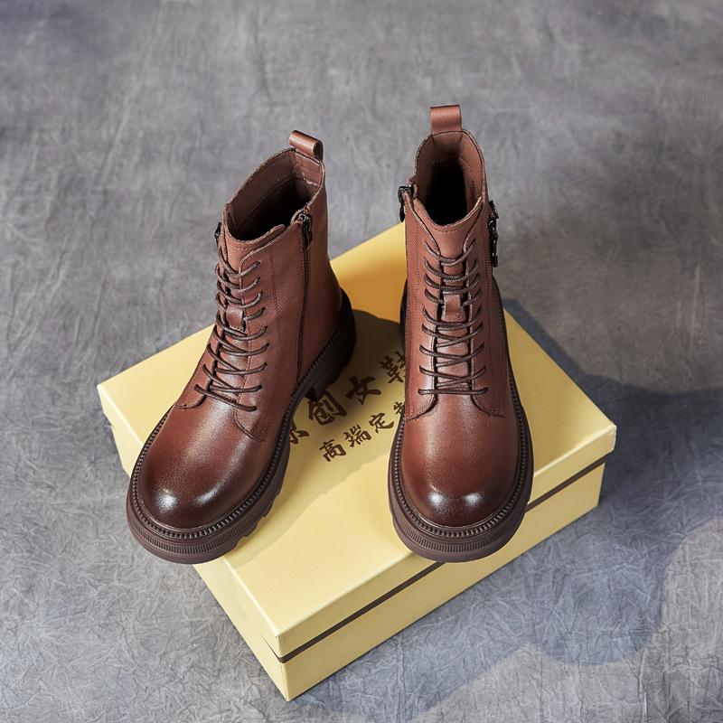 The first layer of cowhide Martin boots for women's 2025 autumn and winter new retro leather velvet medium tube British style women's boots for women