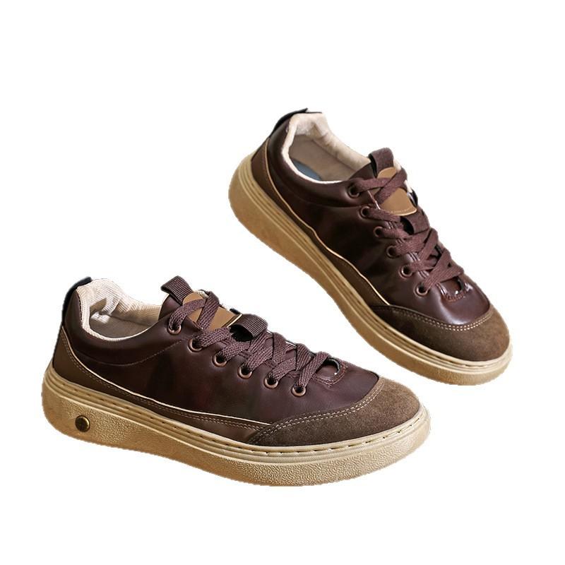 Shoes Autumn Light and Breathable Comfortable Casual Shoes Leather Surface Low Top Thick Baseplate Shoes