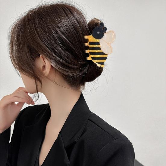 Hair Claw Cartoon Bee Shape Back Head Hair Clip Anti-slip Teeth Strong Grip Shower Hair Clamp Versatile Use Hair Accessory