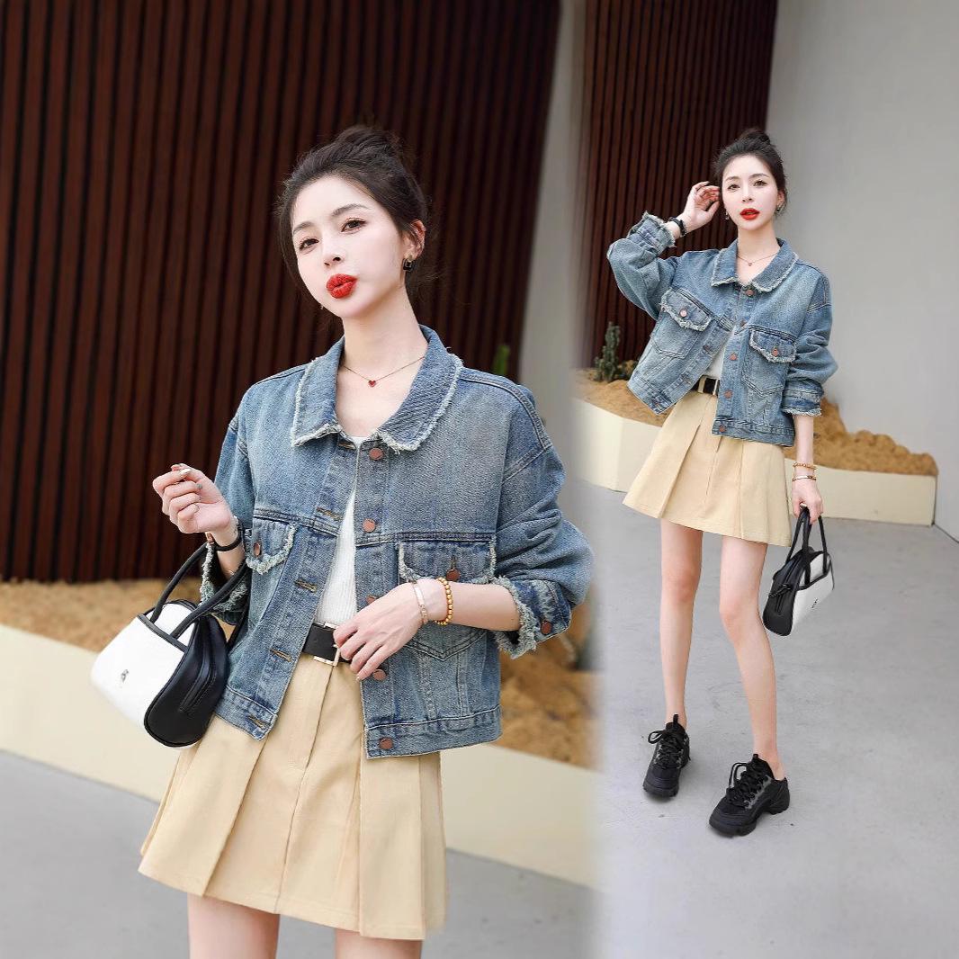 

Маленькая джинсовая куртка в стиле Шанель с необработанным краем 2025: Приталенный ретро-стиль Гонконга, универсальный женский топ высокого класса. XL джинсовый синий