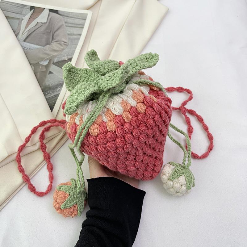Cute little bag summer 2025 Mori girl foreign style shoulder crossbody knitted cartoon strawberry bucket bag