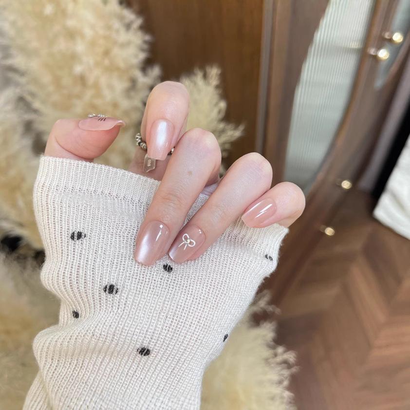 

Xiaohongshu Hot Selling Handmade Butterfly Nail Art - Short Nude Removable Wearable False Nails. Handmade Nails S #10 pcs/bag