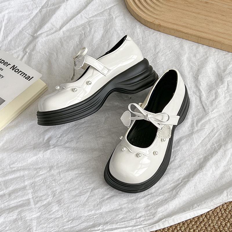 

Bow love muffin sole small leather shoes women s 2025 summer new Jane platform Mary Jane shoes with skirt single shoes 35
