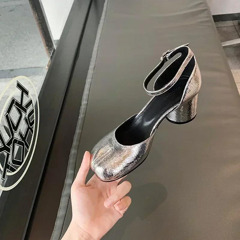 Fashion Women Split Toe Pumps Mid Heels Mary Janes Round High Heel Woman Shoes Buckle Strap Shallow Sandals Shoes Solid Color Stylish