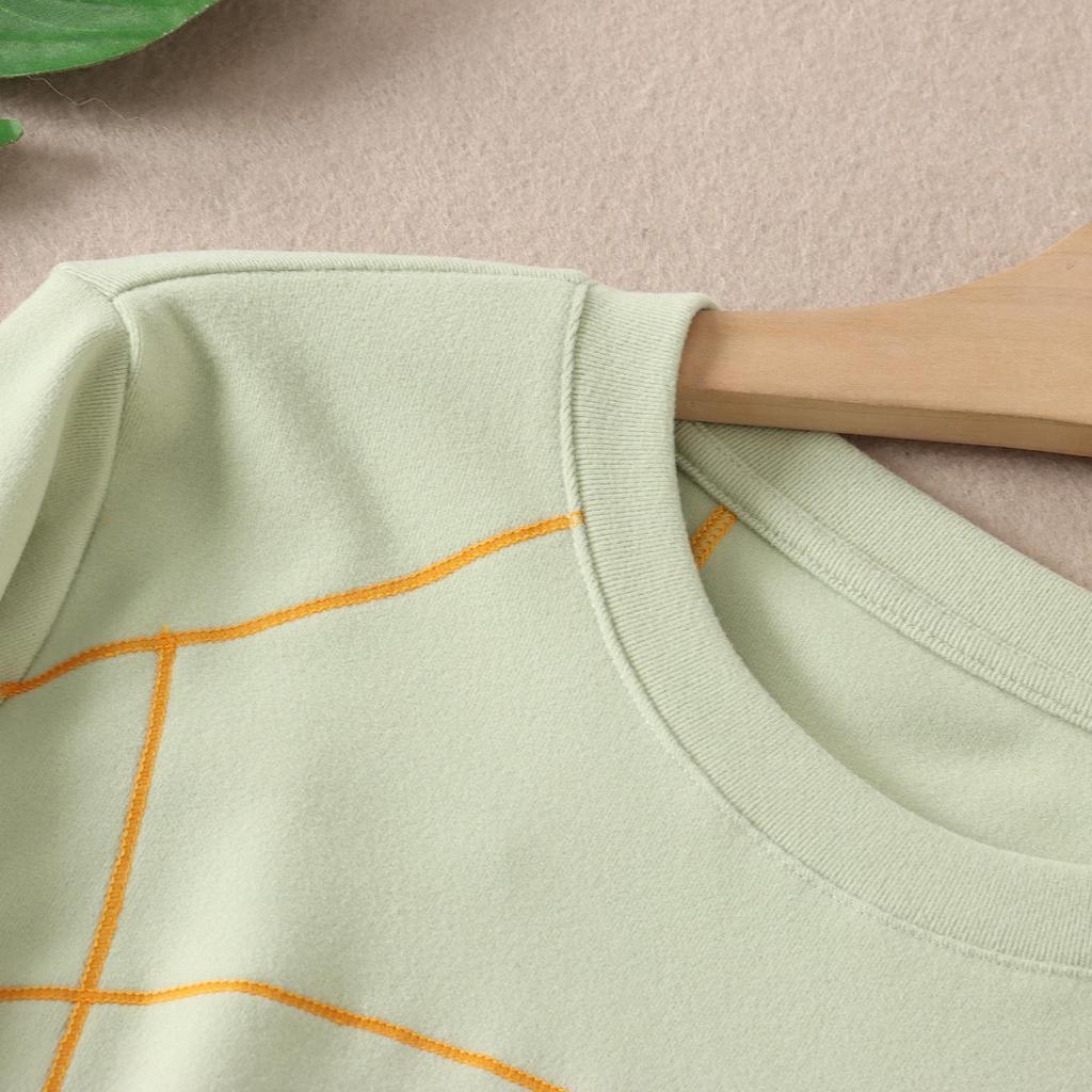 Women's Slim-Fit Color-Block Sports Long-Sleeve T-Shirt: Vibrant Colors, Contrast Stitching, Round Neck, Outdoor Style