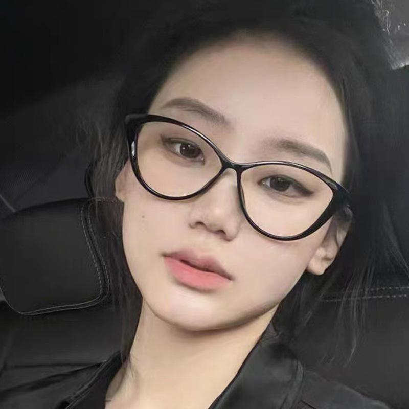The Same Large-Frame Plain Anti-Blue Glasses Are Fashionable, Simple And Lightweight Glasses Frame, Retro Cat Eye Flat Glasses For Women