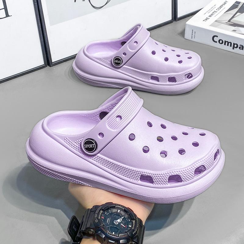 Kids' Summer Clog Sandals: Boys' & Girls' Non-slip, Thick-soled, Closed-toe Beach Slippers for Outdoor Play