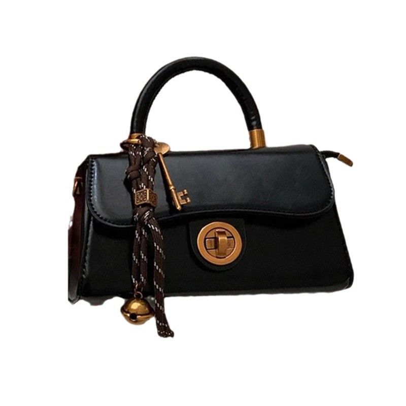 Autumn and Winter High-end Oil Wax Leather Retro Bag Women's New Autumn and Winter Versatile Messenger Bag Portable Small Square Bag
