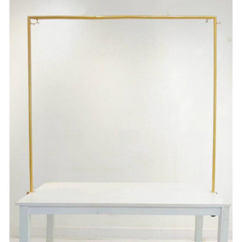 Rund bågställning i smidesjärn för bröllops- och festballonger