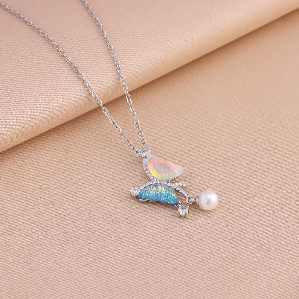 New Fashion Versatile Ultra Fire Color Dopamine Tassel Pearl Butterfly Pendant Titanium Steel Necklace Women's Clavicle Chain