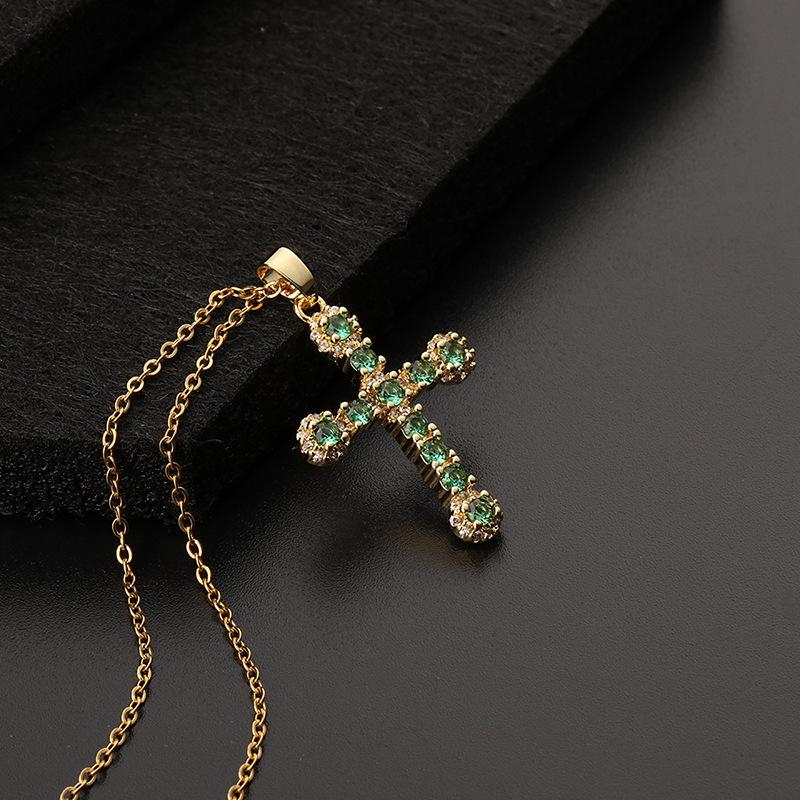 Cross necklace, zircon, European and American necklace, titanium lock chain, Instagram retro punk, personalized pendant, niche design