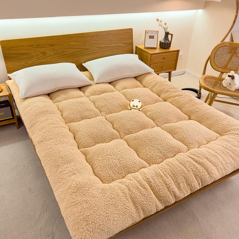 Thickened Lambswool Fleece Mattress Pad - Soft Winter Tatami Sponge for Dormitory Single Bed