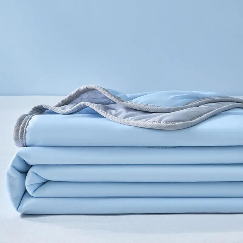 Cooling Blanket Summer Lightweight Breathable Air Conditioning Quilt Soft Smooth Spandex Cool Comforter Air Condition Comforter Thin Duvet