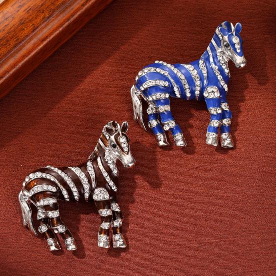 Brooch Pin Sparkling Rhinestones Inlaid Horse Design Brooch Retro Style Lapel Badge Fashion Accessories