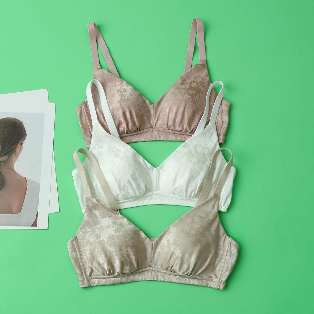 Silk V-Neck Jacquard Wireless Seamless Breathable Lingerie Bra with Side Support