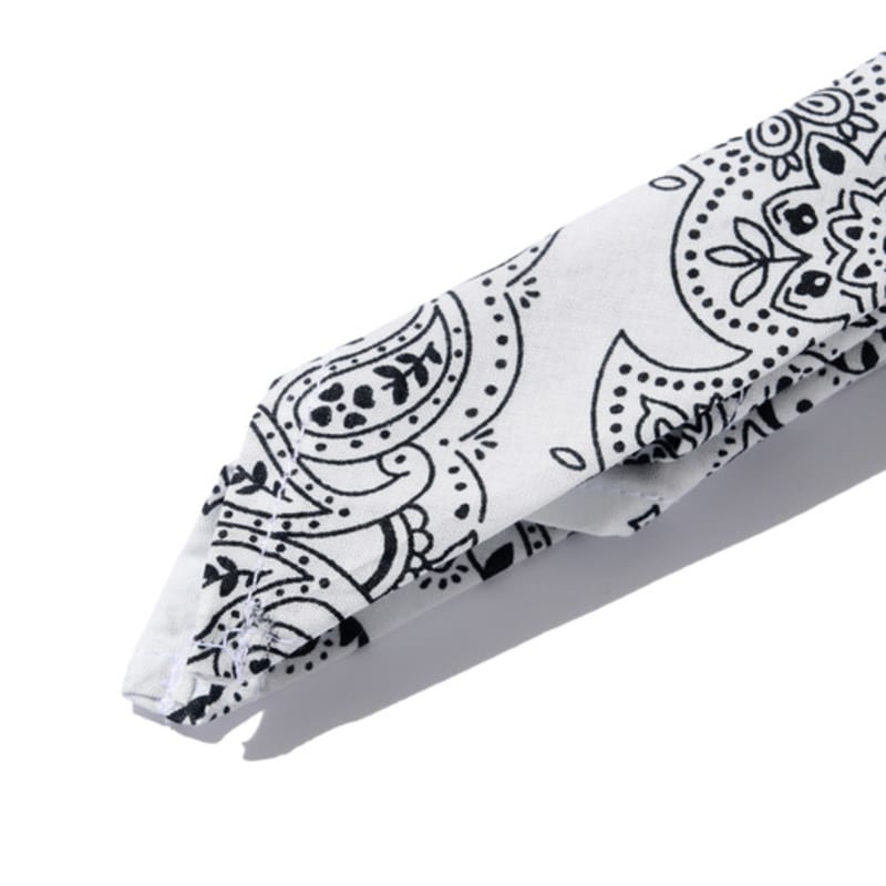 CARGOBROS Paisley Bandana Keychain (White)