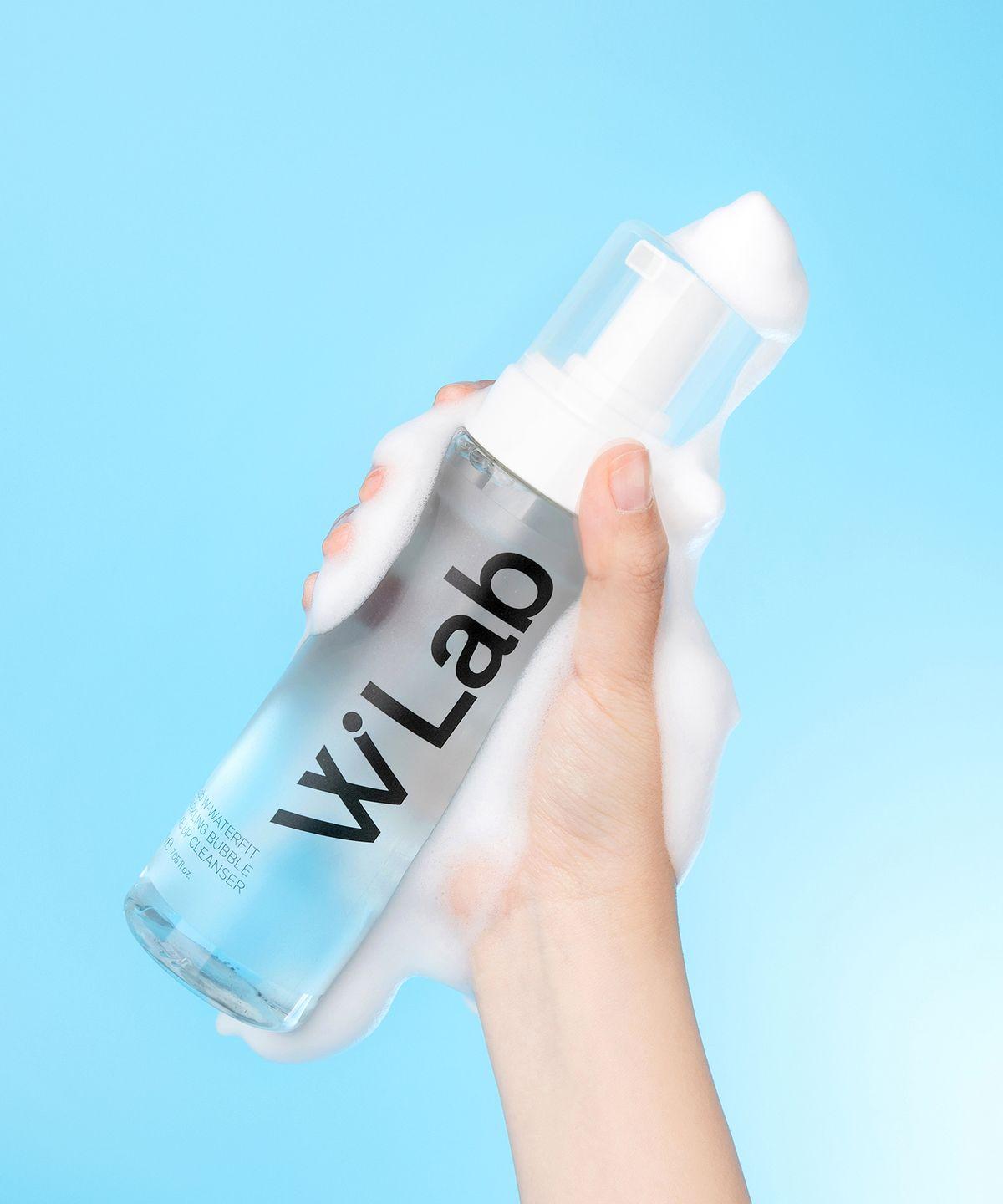 W Water Fit Sparkling Bubble Makeup Cleanser 200g