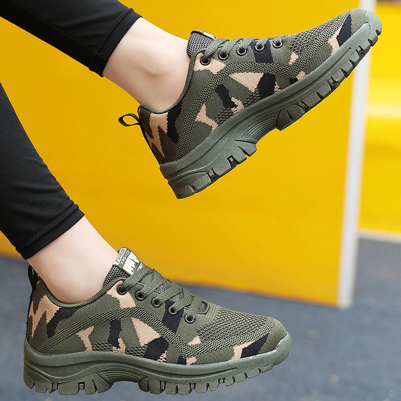 New Outdoor Shoes Women's Large Size Camouflage Mountaineering Shoes Non-slip and Wear-resistant Non-slip and Wear-resistant Fly Weaving Sports and