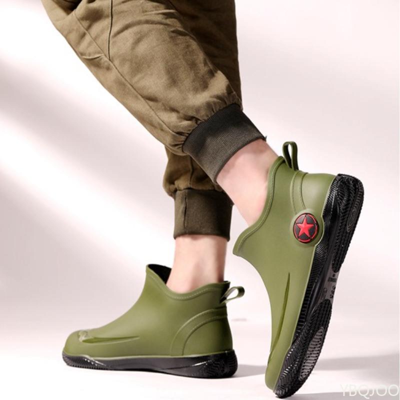 Fashion New Short Tube Low Top Anti Slip Waterproof Men's Rain Boots Popular Flat Bottomed Sleeve Men's Rain Boots