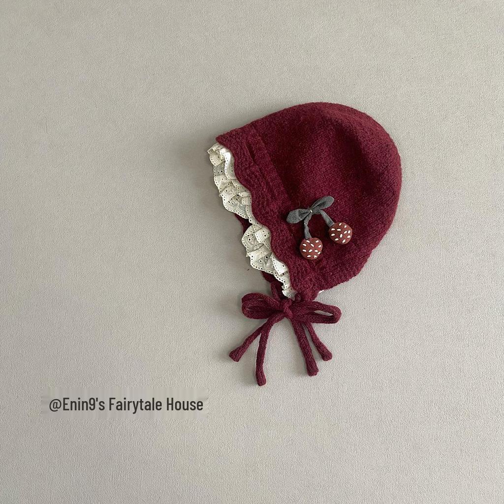 Czapka zimowa z nausznikami i koronkowym wykończeniem dla dziewczynek - Ciepła wełniana czapka zimowa dla maluchów