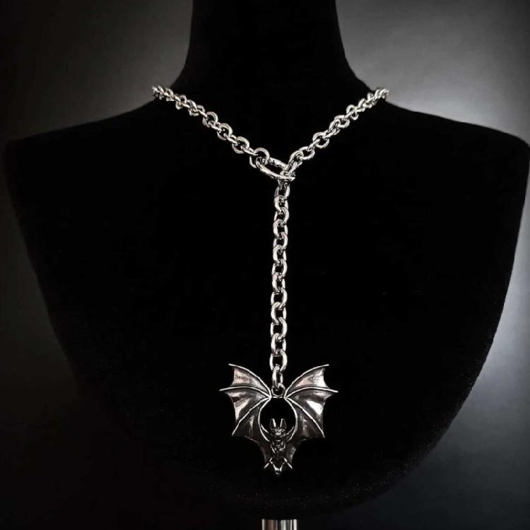 Gothic Bat O Ring Charm Neck Chain Gothic Necklace Heavy Duty Alloy Adjustable Length For Dramatic Outfit Accent
