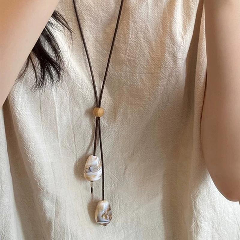 

Chinese style Stone Pendant Woven Rope Necklace for Women Vintage Y-Shaped Long Simple Necklace High-End Hanfu Accessories білий