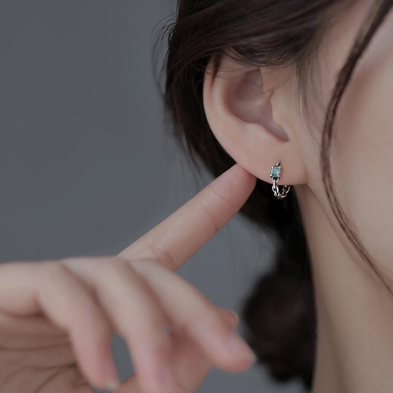 Mint Geometric Sugar Cube Earrings: Light Luxury Summer 2023 Trend for Women
