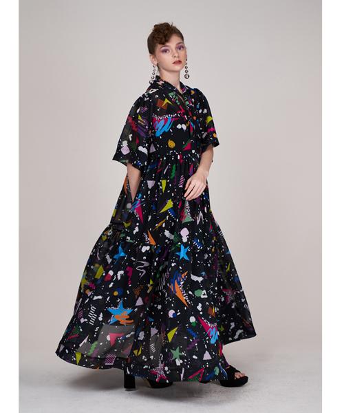 Greedius Multi-Shape Print Neck Shirred Maxi Dress