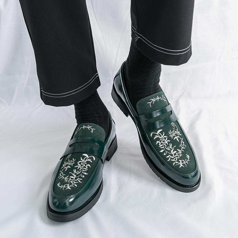 Fashion Slip on Men's loafers Luxury designer fashion style Party and Office Leisure Business Plus Size Hot selling shoes Quality