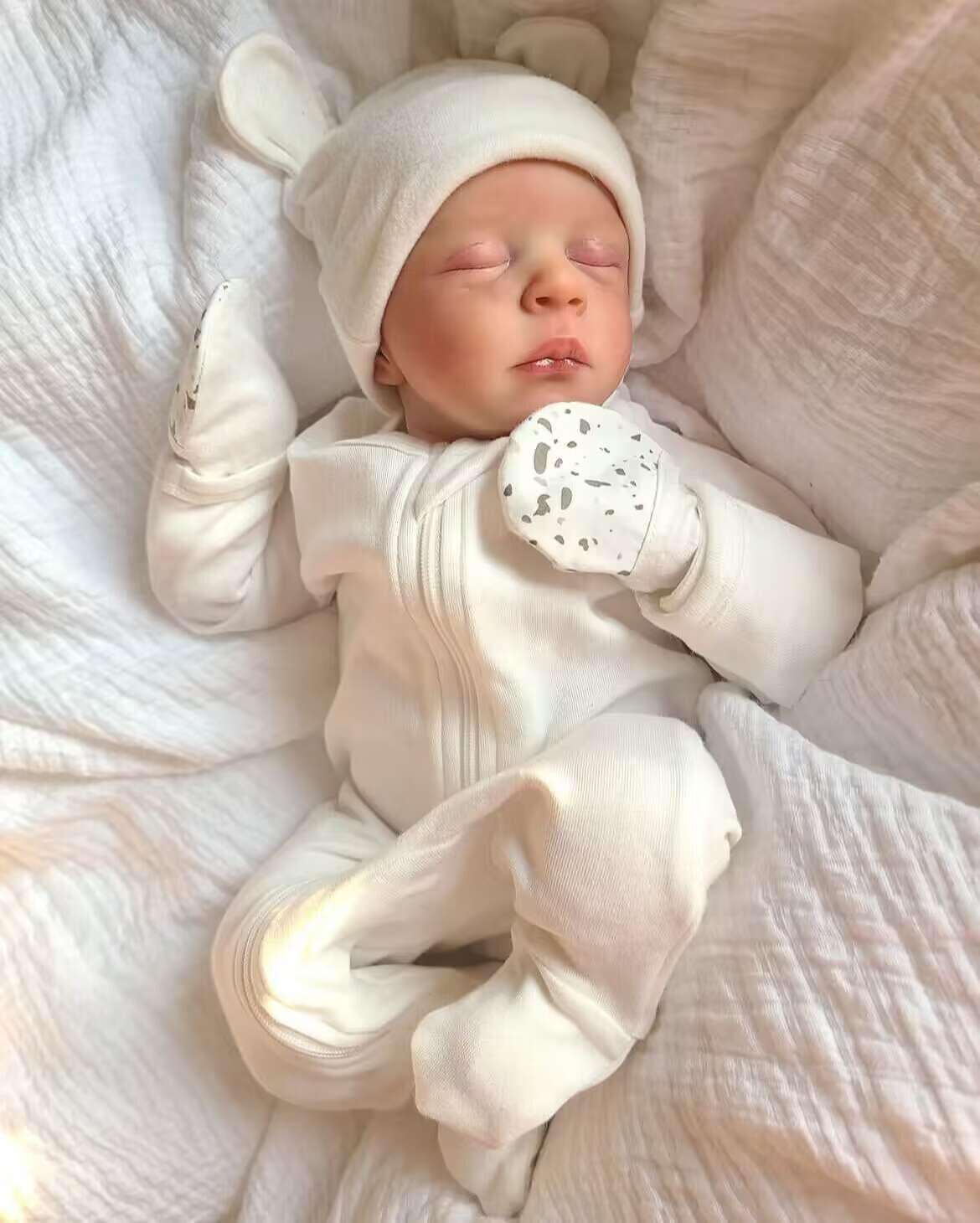 18-Inch Jude Reborn Simulation Baby Doll – Cute and Realistic 18 inches