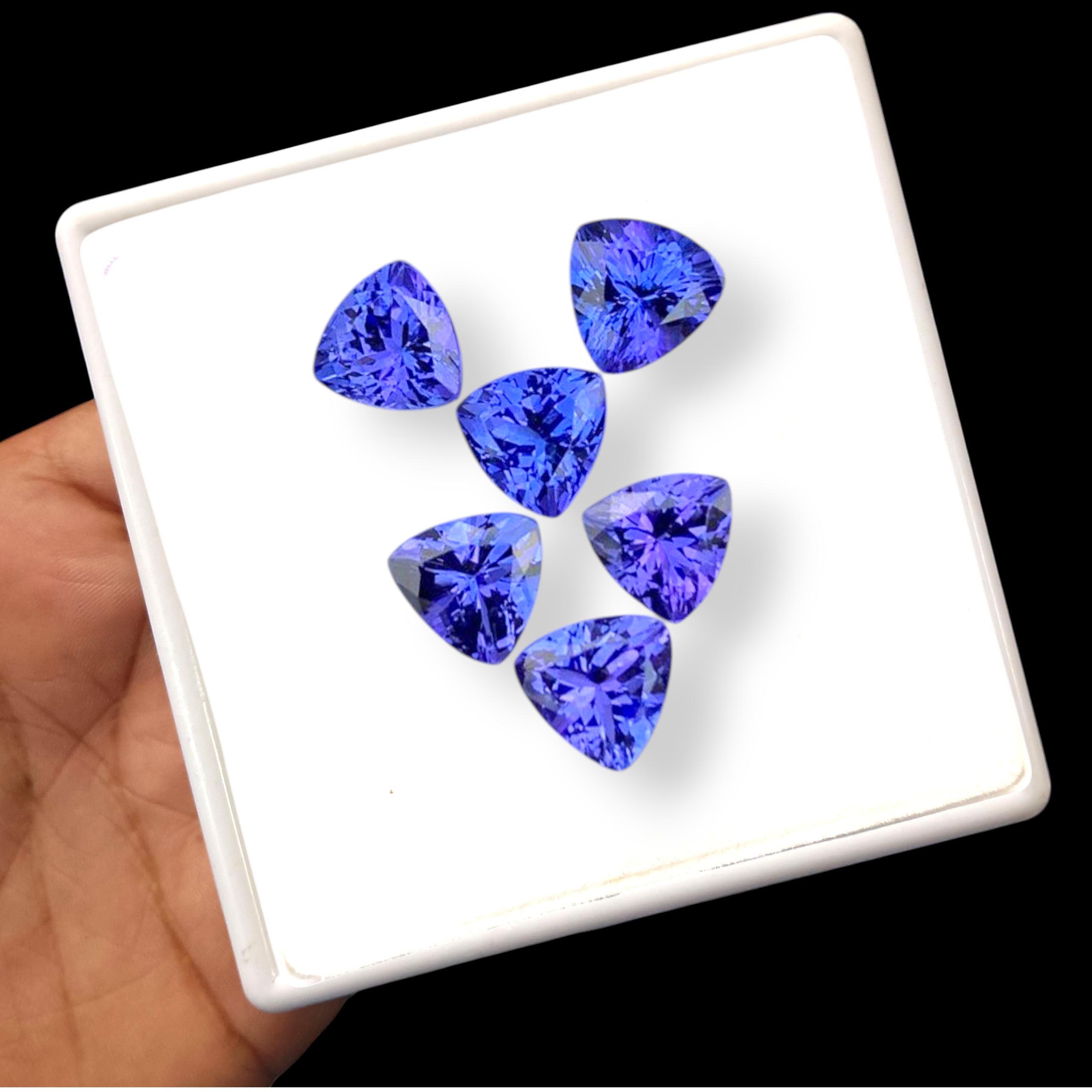 

Танзанит натуральный драгоценный камень качества ААА, чистый для глаза: Свободный камень огранки триллион, целебный драгоценный камень. 4 mm 2 Pcs Trillion