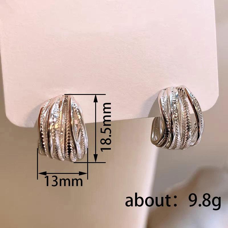 Niche Minimalist Texture Stud Earrings, Multi-layer Cross Design, Cold and Advanced Commuting Versatile Earrings Earrings