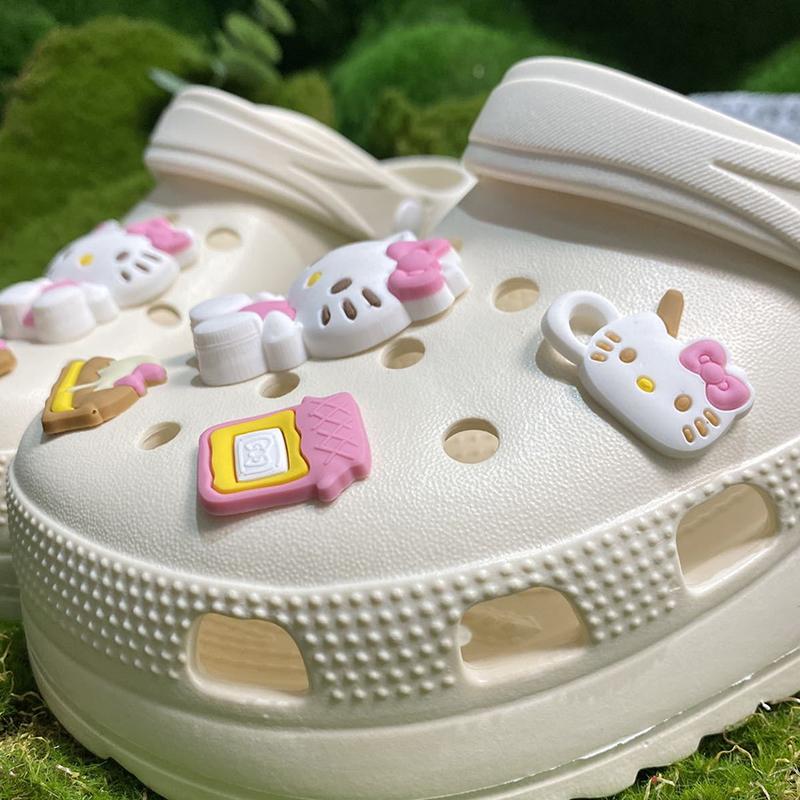 Hello Kitty Schuhanhänger-Set für ABS Wasserdichte Sandalen Dekorieren Schnallendekorationen Accessoires Spielzeug Geschenk