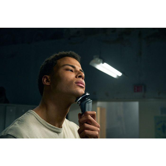 Rasoir sans fil PHILIPS S5898/35 Series 5000 avec utilisation humide et sèche, 50 minutes d'autonomie et 1 heure de charge,