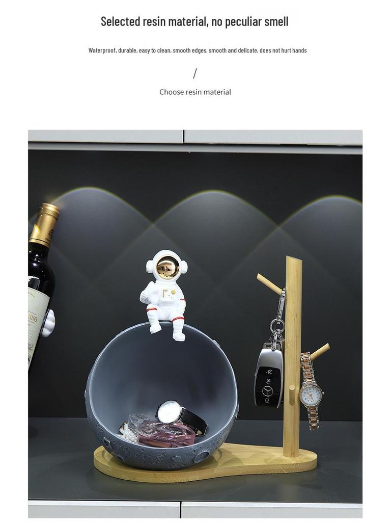 Astronaut Key Storage Ornament - Luxury TV Stand Coffee Table Decor