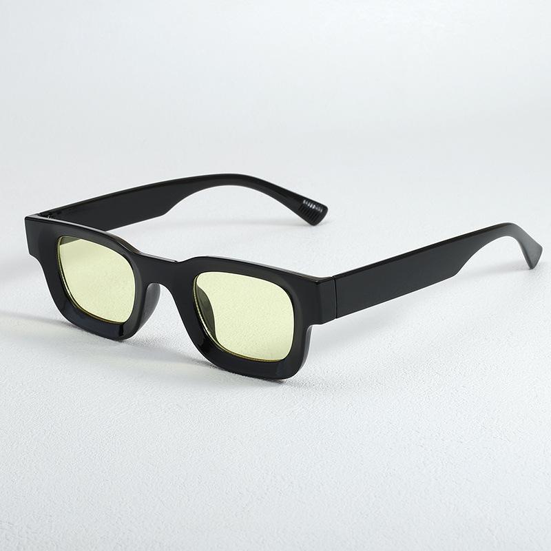 Simple Square Fashion Plastic Sunglasses for Men and Women Trendy UV Resistant Glasses Outdoor Sunscreen Sunshade Eyewear