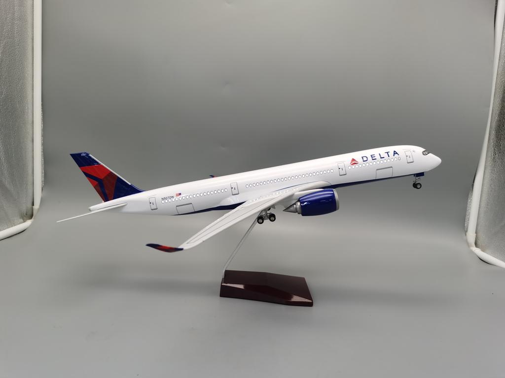 A350 Delta Airline Model 1/142 Scale 47CM Airplane with Wheel Landing Gear Miniature Plane for Collectible Souvenir Gifts
