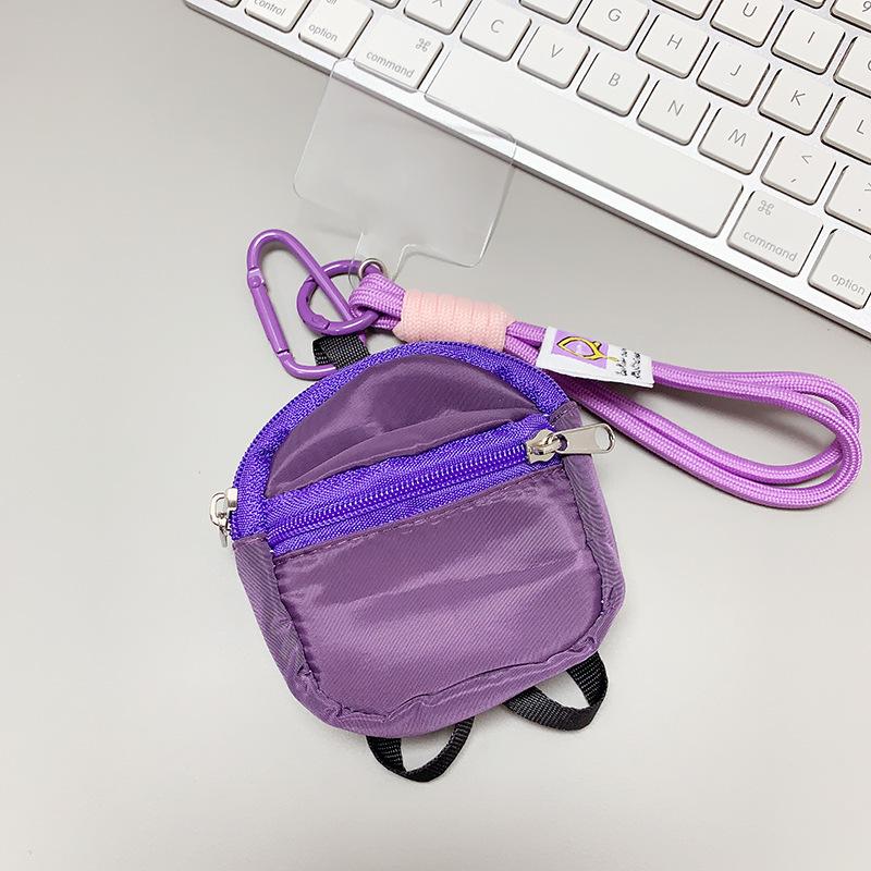 Double-layered small schoolbags, coin purses, phone cases, backpacks, pendants, and earphone covers are all universal