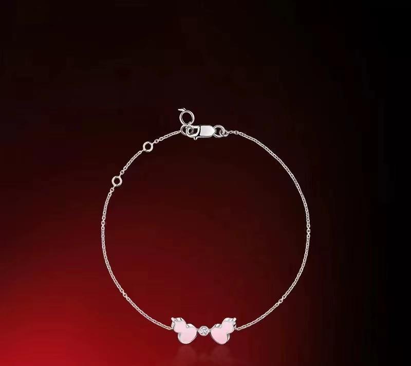 

V Gold High Version Qilin Gourd Bracelet: Fine Workmanship Women s Chinese Style Luxury Ruyi Lock with White Mother-of-Pearl Agate