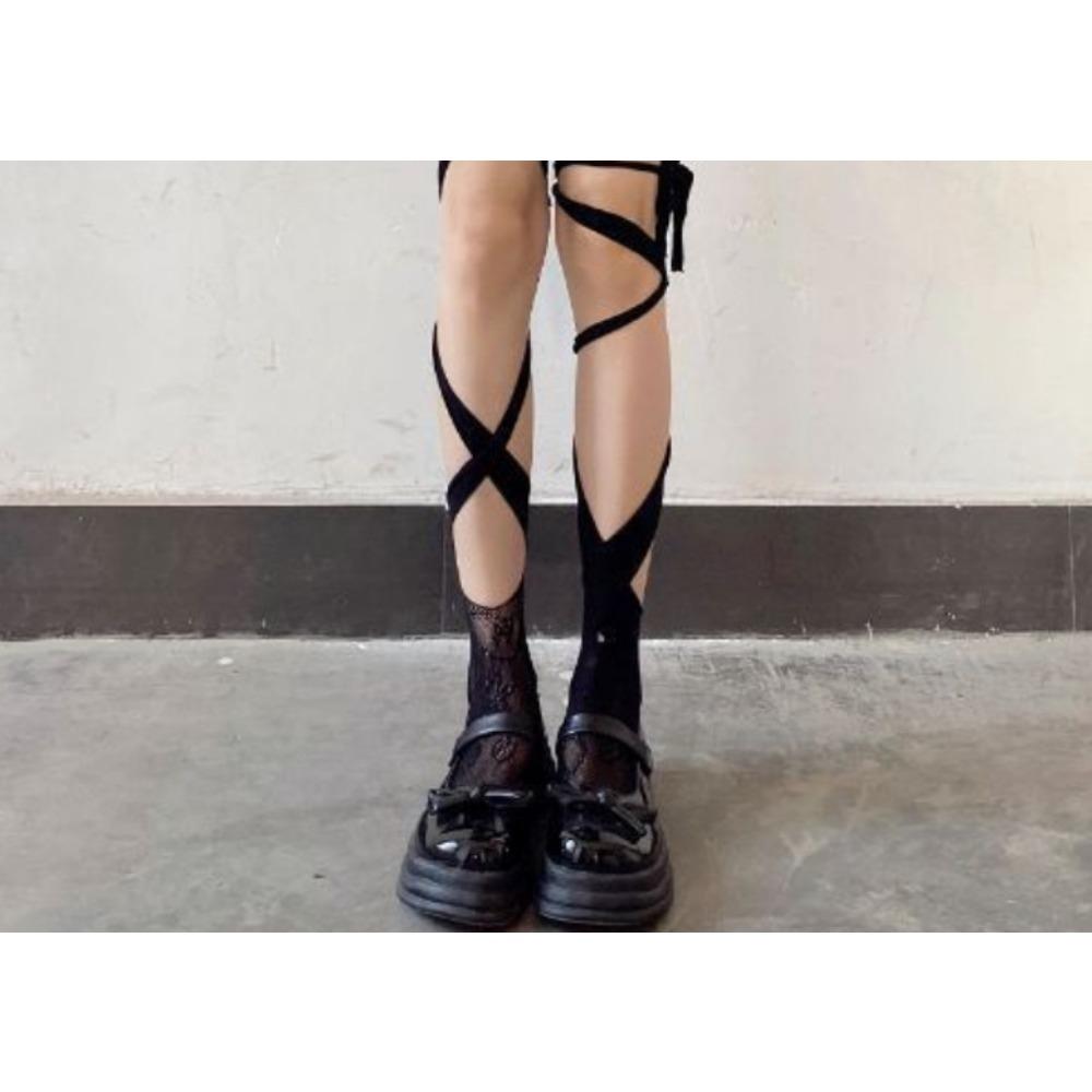 Lolita Socks Female Cute Japanese JK Cross Strap Calf Socks Hot Girl Personality Good Match Medium Tube Split Toe Socks