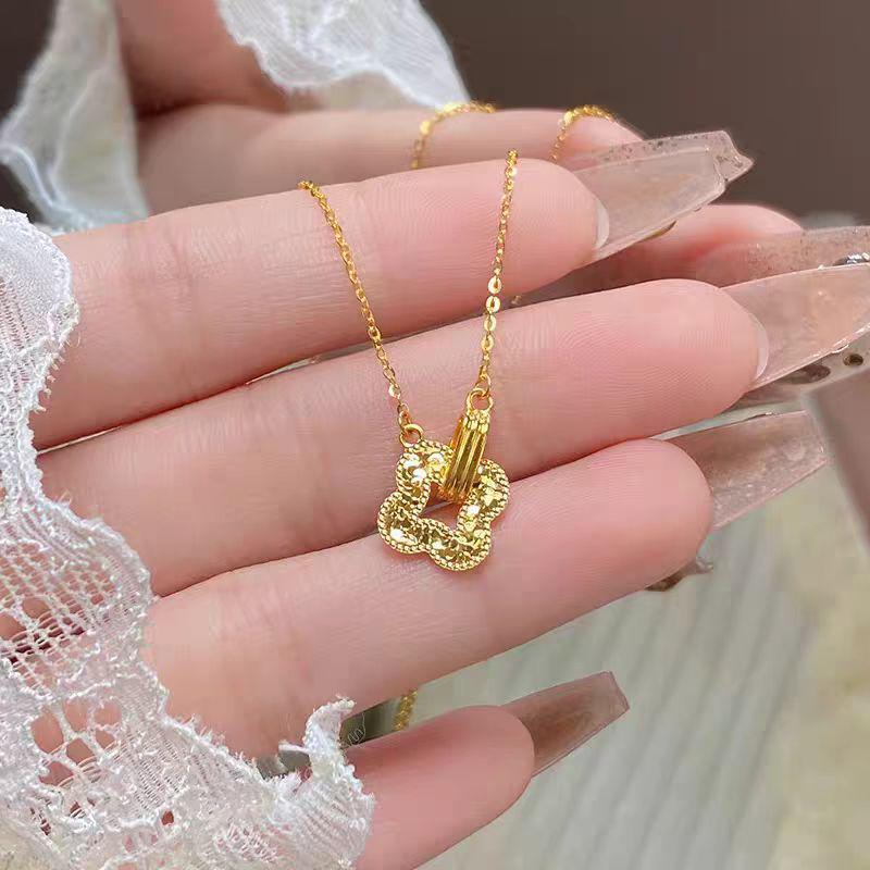 Crushed Ice Clover Necklace & Bracelet Set: Elegant Gift for Girlfriend