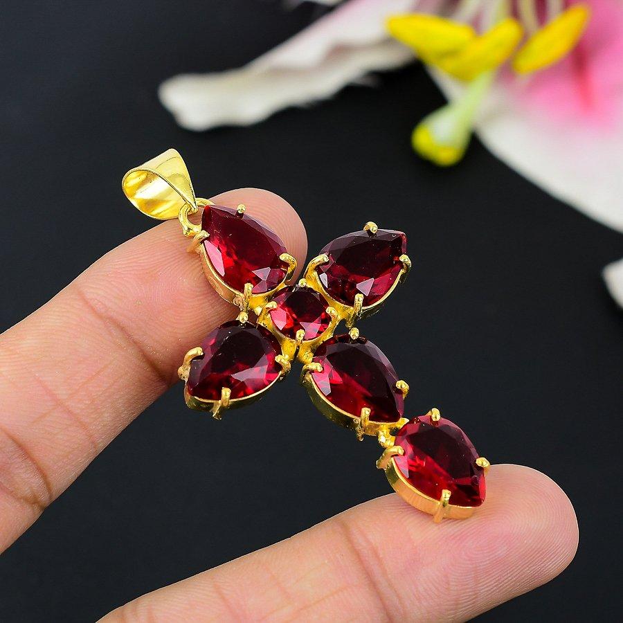 

Mozambique Garnet Gemstone 925 Sterling Silver Jewelry Pendant 1.58 KG-165