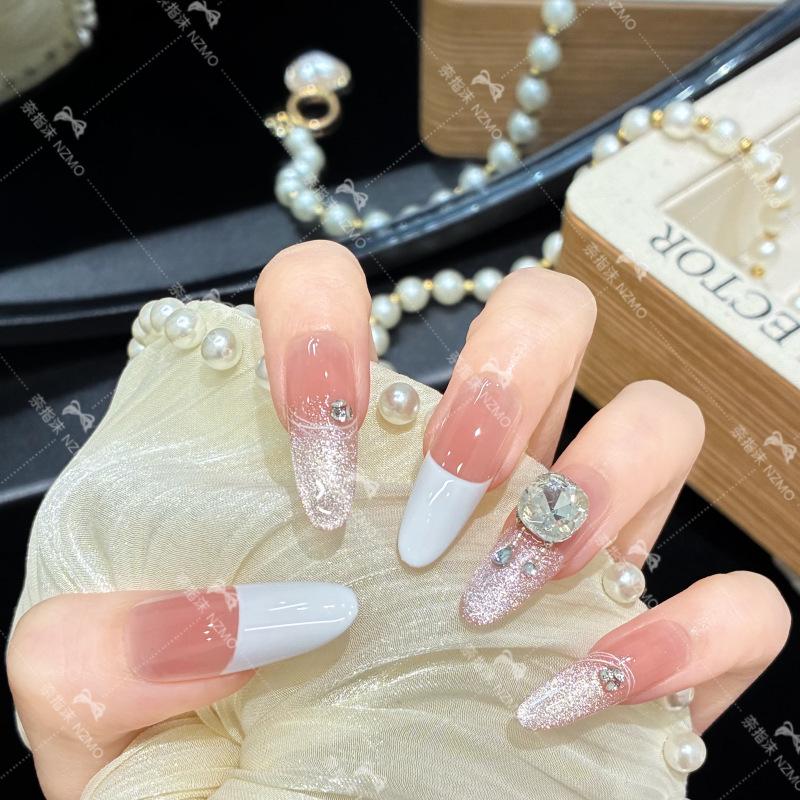 L47 Light-Chasing Cat Eye Rhinestone French Handmade Wearable Nails M