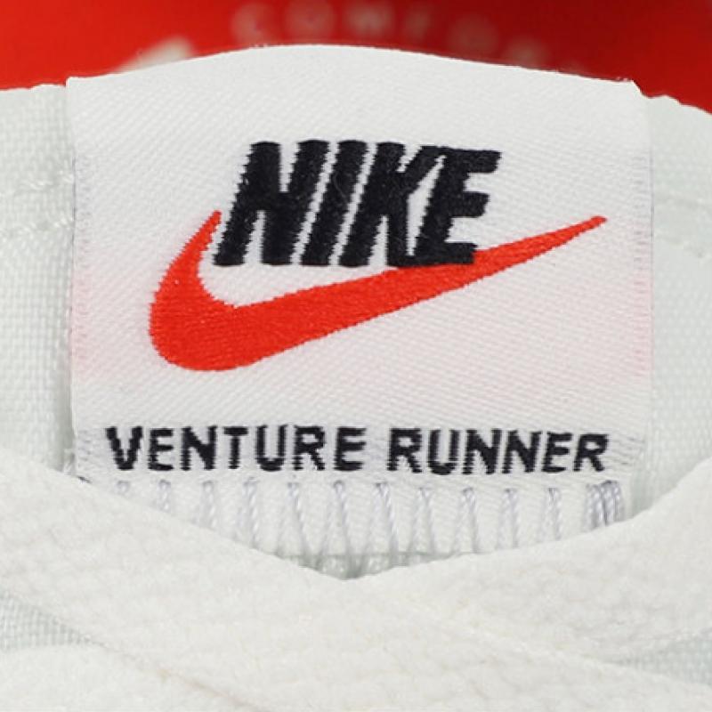 Nike Sneakers W Venture Runner