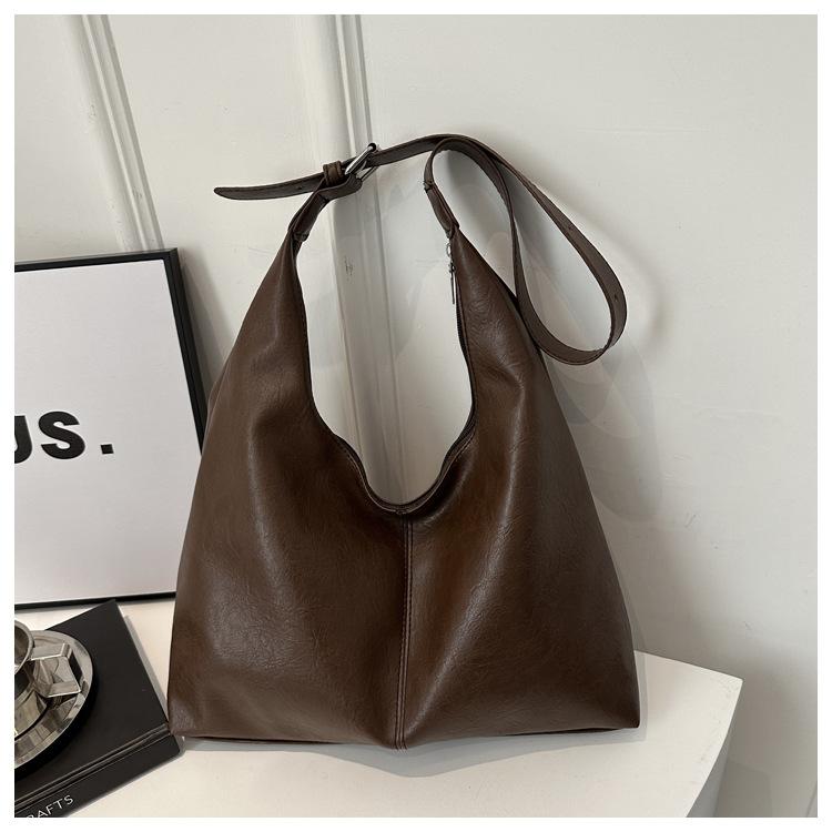 Niche Premium Commuter Tote Bag Spacious Student Class Shoulder Bag Minimalist Purse Crossbody Bag Women