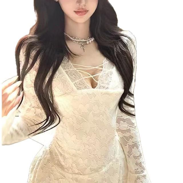 Elegant Lace V-neck Long-sleeve Dress: Slim Fit A-line Skirt for Early Spring