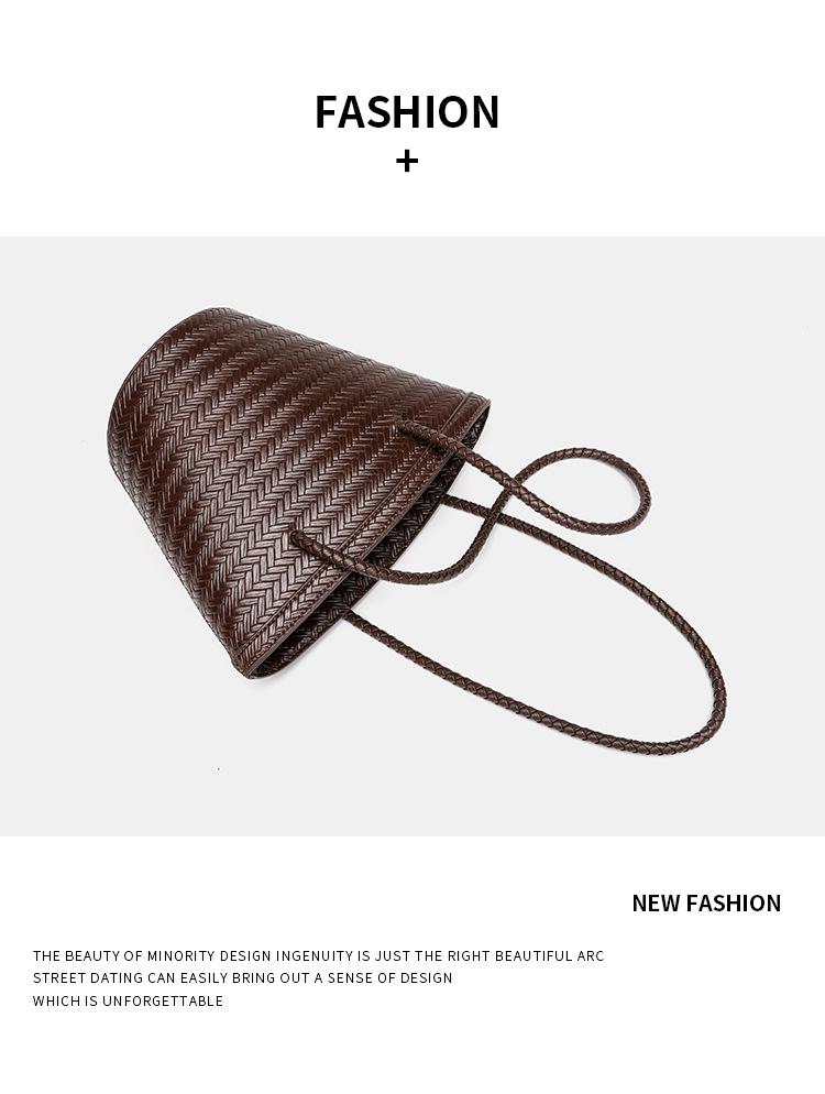 Niche 2026 Summer Trendy French Retro Woven Bag - Mother-Child Shoulder & Handheld Vegetable Basket