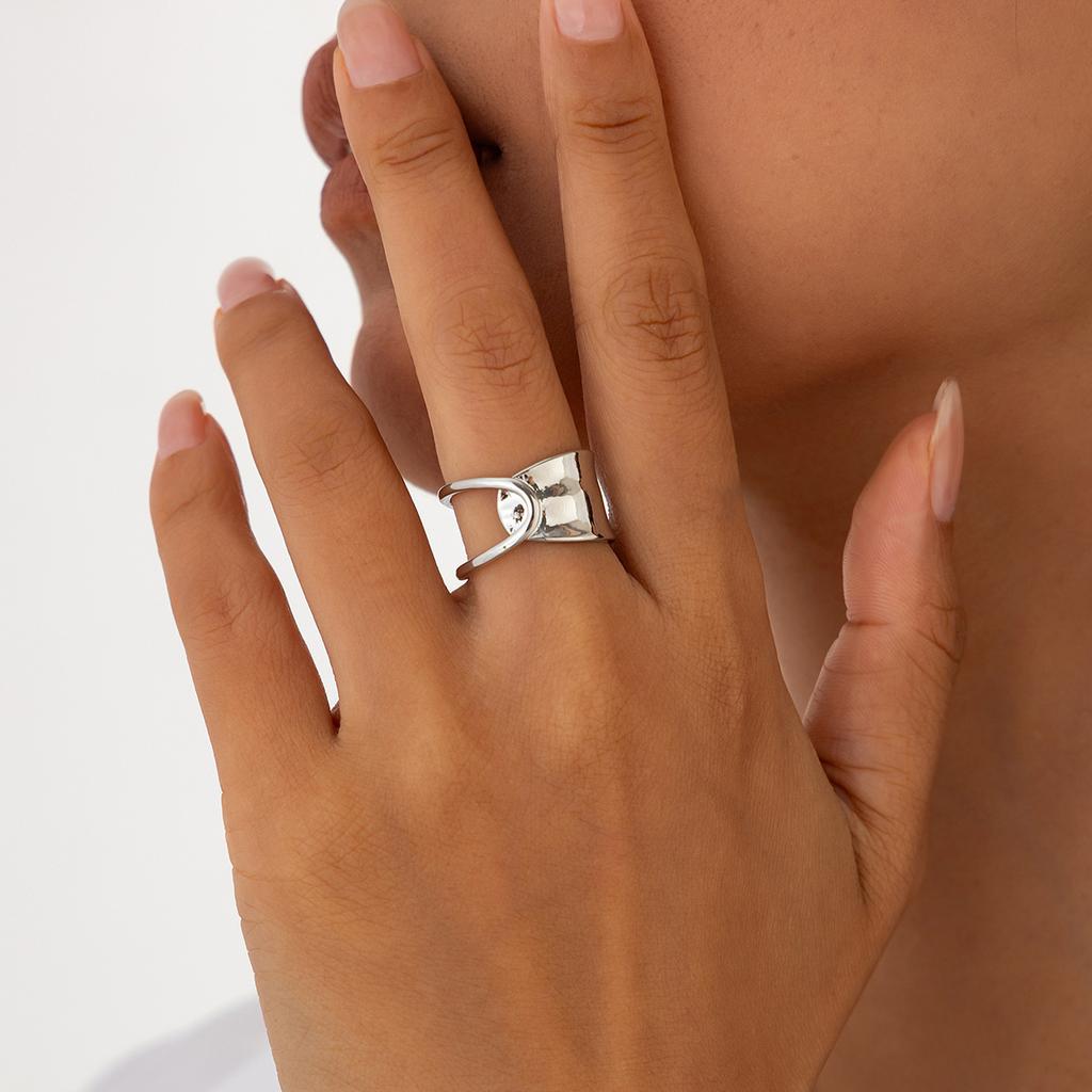 Simple ins geometric glossy ring jewelry, irregular design cross joint ring