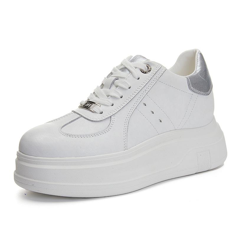 Internet celebrity live broadcast burst thick sole height increase casual sports shoes women 2025 spring new muffin lace-up white shoes women