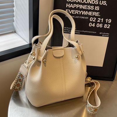 Bag Women's New Retro Fashion Simple Texture Bucket Bag Versatile Solid Color Shoulder Messenger Commuter Bag